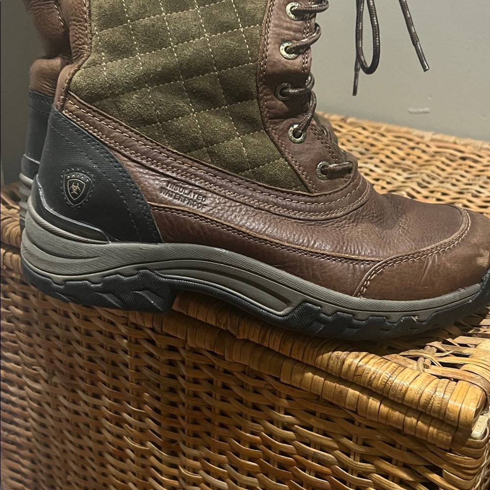 Brown and Green Quilted Knee-High Boots - Picture 5 of 10